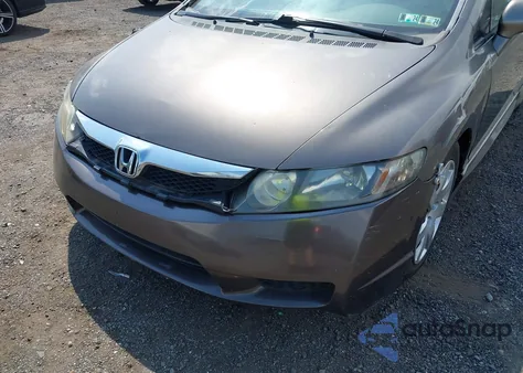 2010 Honda Civic Lx z USA, uszkodzony, nr VIN 2HGFA1F58AH540713